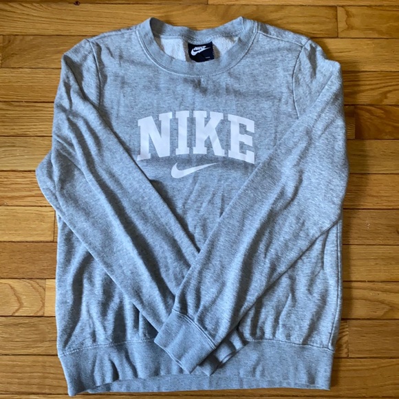 Nike Sweatshirt - Picture 1 of 4